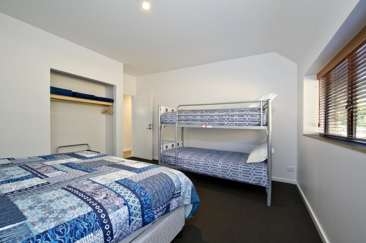 Margaret River Bungalow-1-Street - Pet Friendly Екстер'єр фото